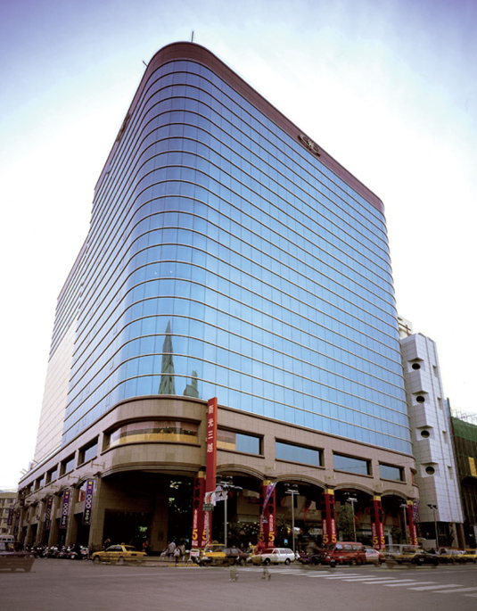 高雄三多店