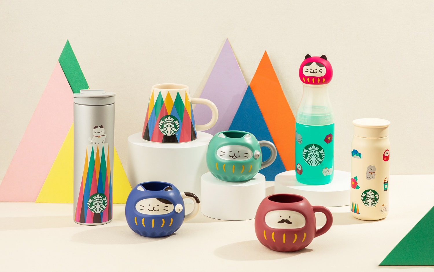 台灣買的到！星巴克日本達摩系列：招財貓、富士山化身杯款，喝水也要好運爆棚！