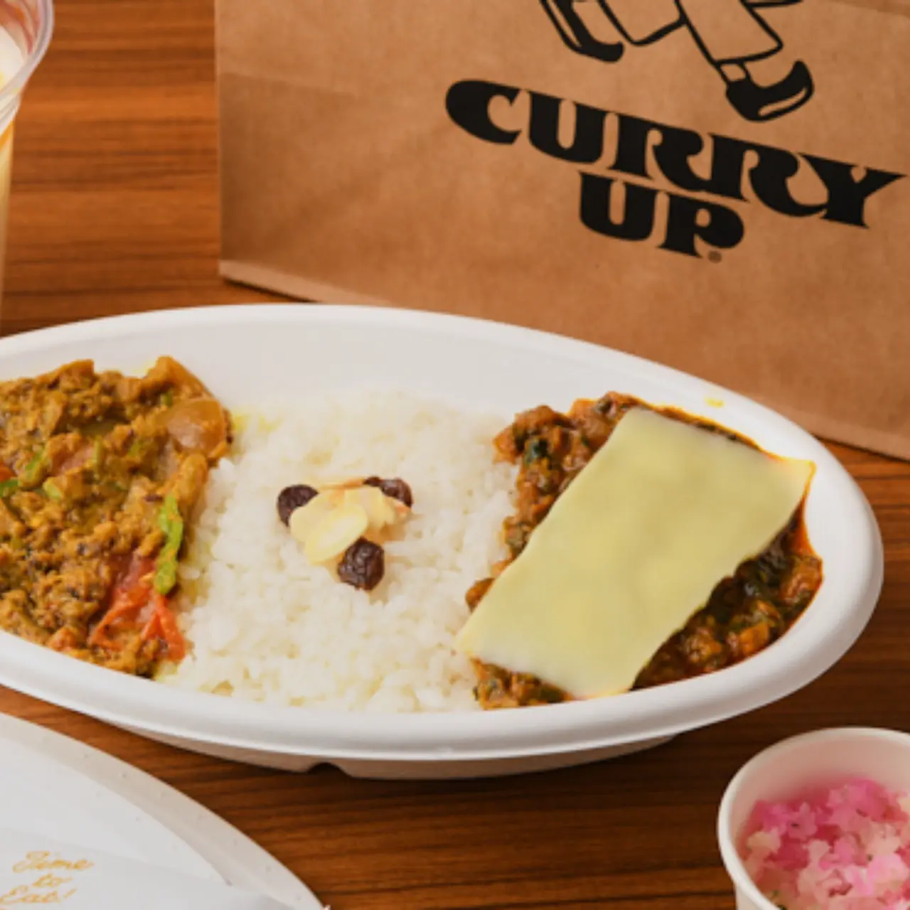 最潮咖哩店來了！「CURRY UP by HUMAN MADE」期間限定店就在新光三越…