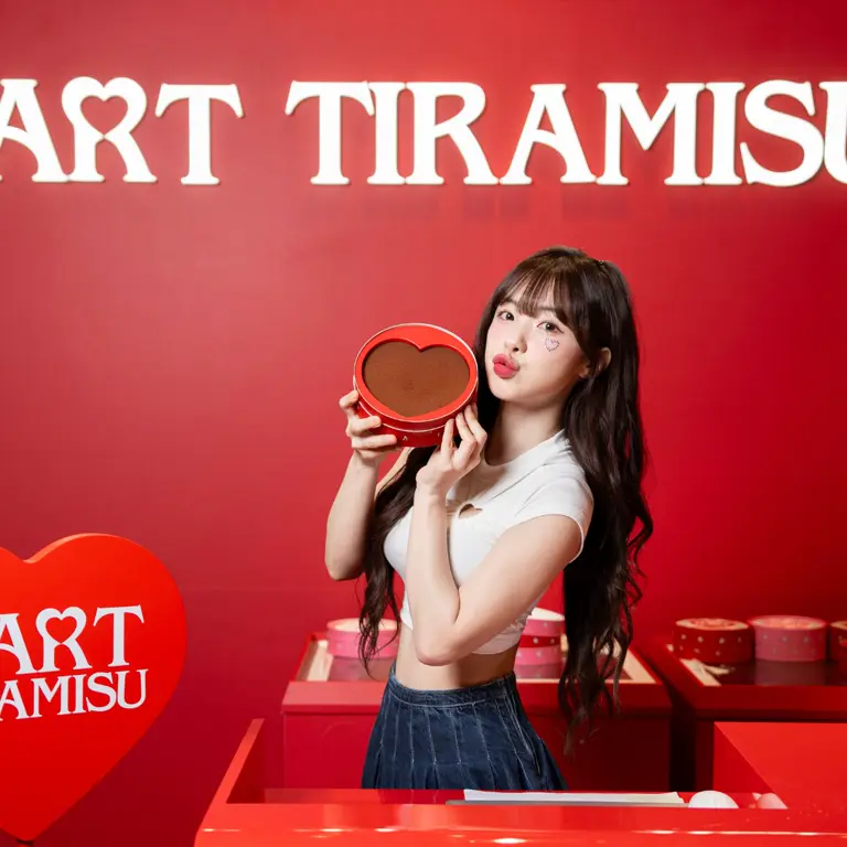 韓國爆紅!IVE聯名「敲敲提拉米蘇」HART TIRAMISU 8/1登台,地點、開幕活動、價格&口味一次看!