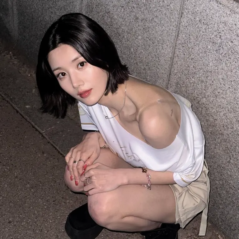 2025韓國女星短髮圖鑑！夏季降溫短髮造型跟著韓星剪就對了：宋慧喬、田小娟還有權恩妃等人短髮都好好看…