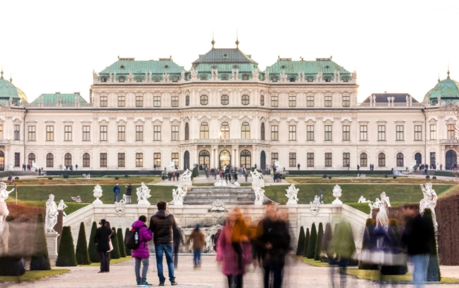 克林姆真跡來台！「維也納美景宮百年花繪名作展」首度登台，60幅花卉巨作12月展出