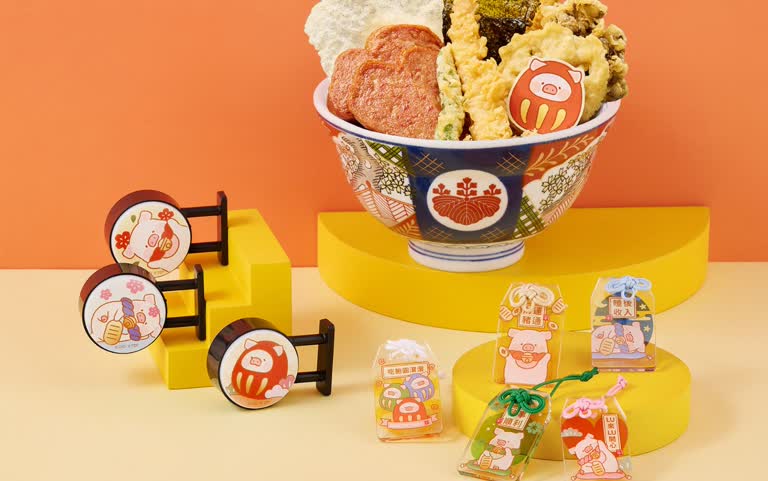 LULU豬 X 金子半之助！聯名丼飯、Q萌可愛的系列周邊：招牌燈箱與LULU豬御守療癒登場