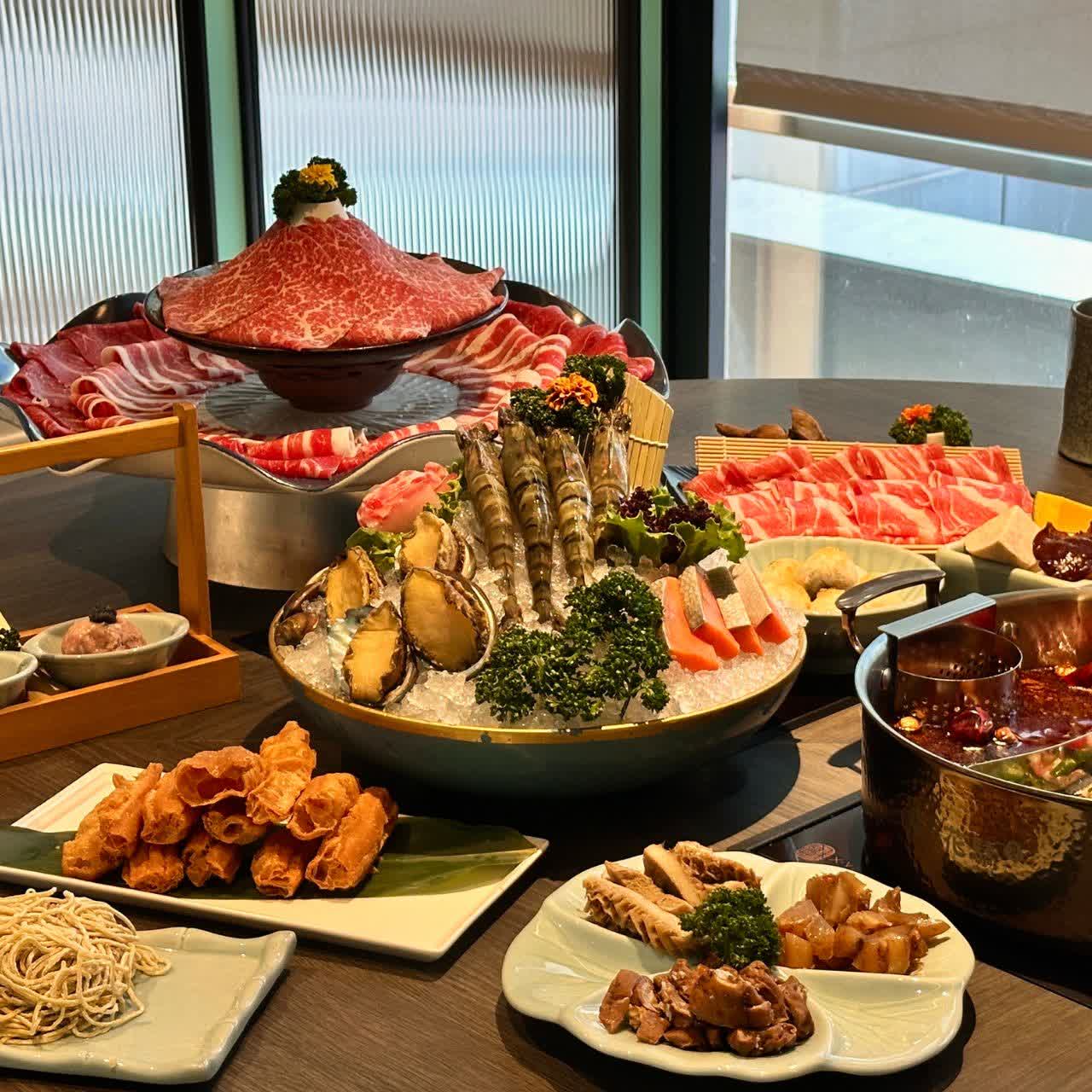 青花驕進駐百貨！兩道限定菜色只有這裡吃得到～海陸驕宴每人千元爽嗑鮑魚、日本F1國產牛！