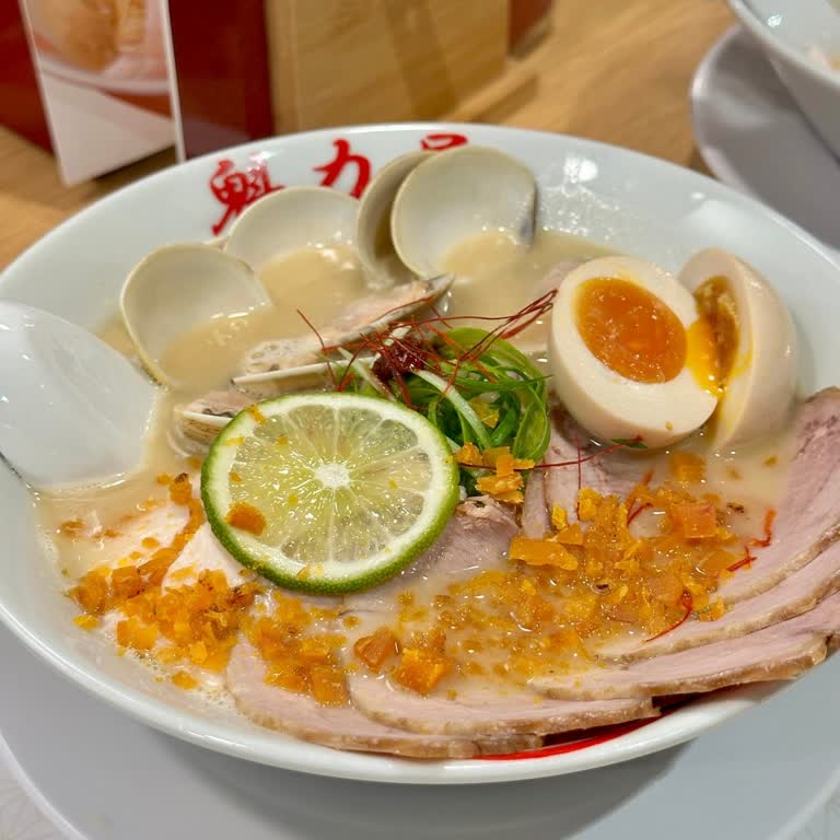 京都「魁力屋拉麵」台北旗艦店開幕！限定口味濃郁雞白湯X蛤蜊X烏魚子～濃郁鮮甜，拉麵控必吃！