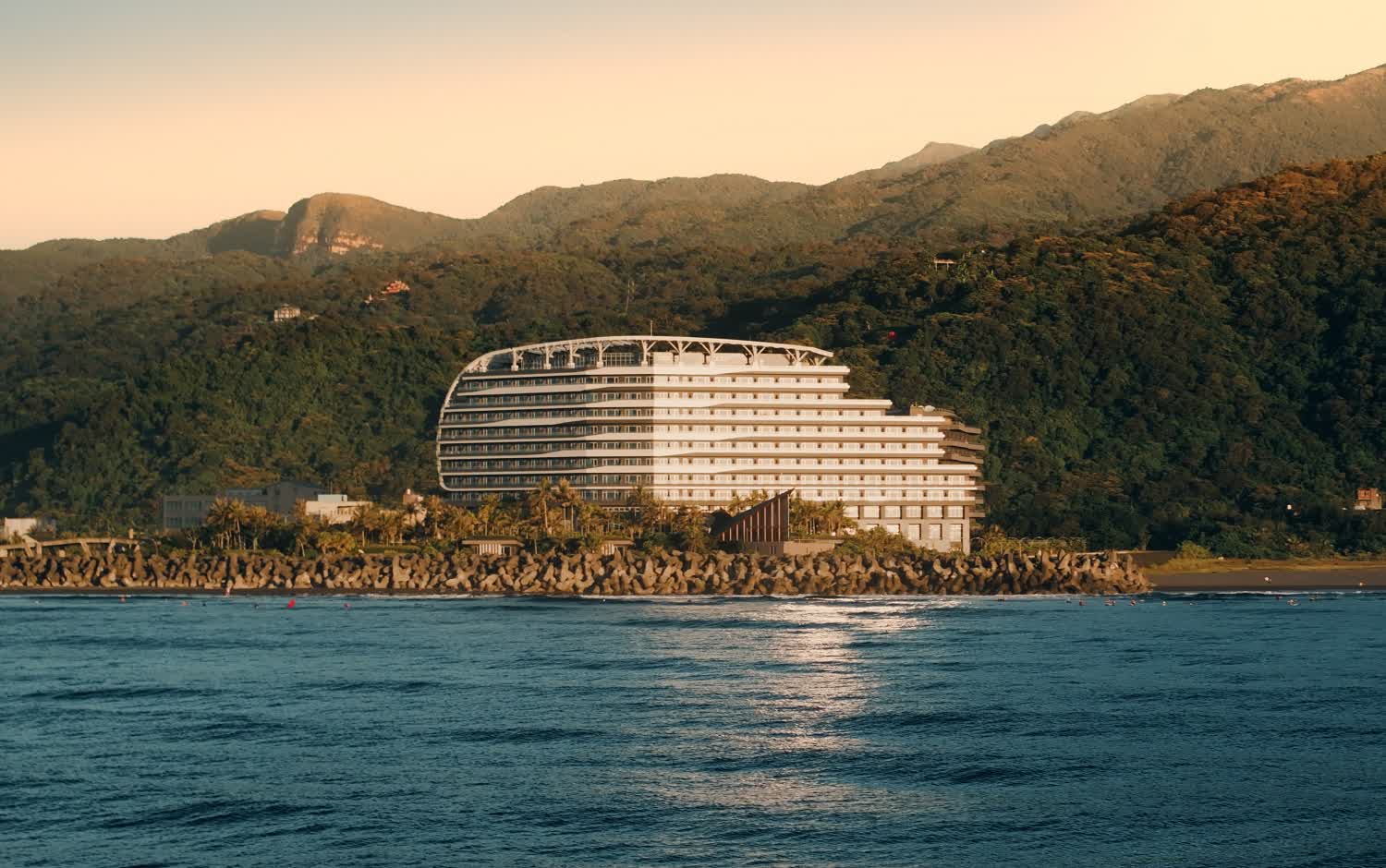 陸上遊輪「THE ARCHIPELAGO 凱渡廣場酒店」