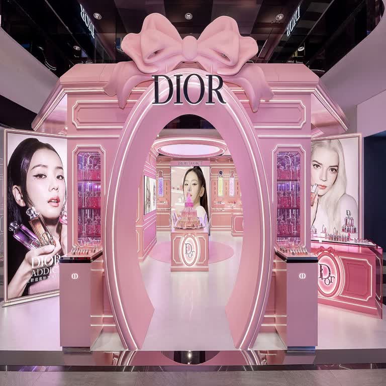 全台唯一 迪奧癮誘糖果快閃店