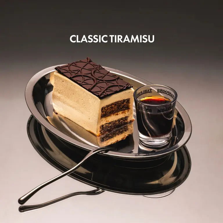 承繼 CHENG JI 中部首發快閃店