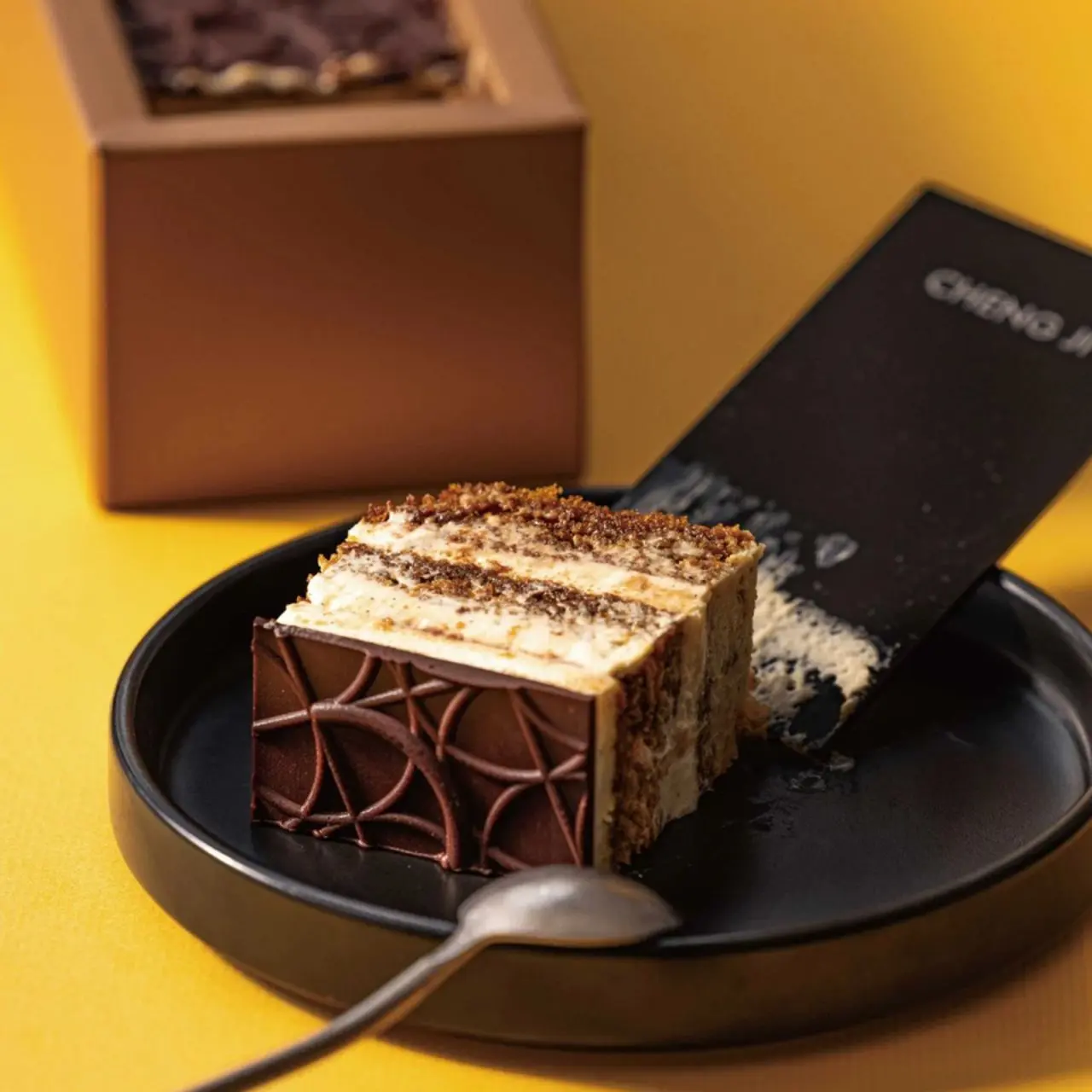 把握時間，這波美食快閃太厲害！承繼、COMEPOP、15CM厚餡達克瓦茲，還有日本池袋爆彈燒，通通首度降落台中 