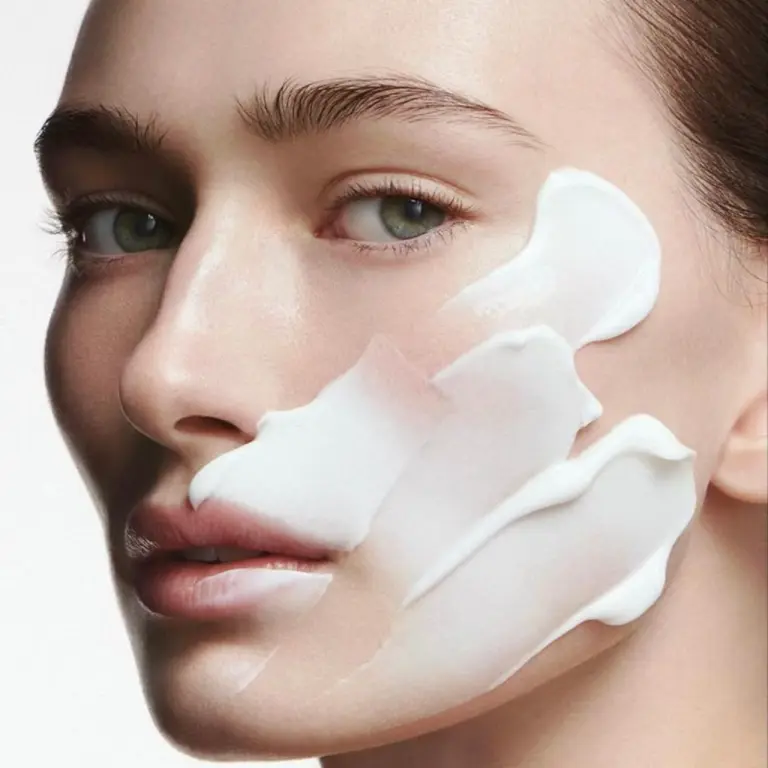 高機能乳霜投資法公開！全套鳳凰電波要花20萬？換算竟能買14瓶抗老神霜