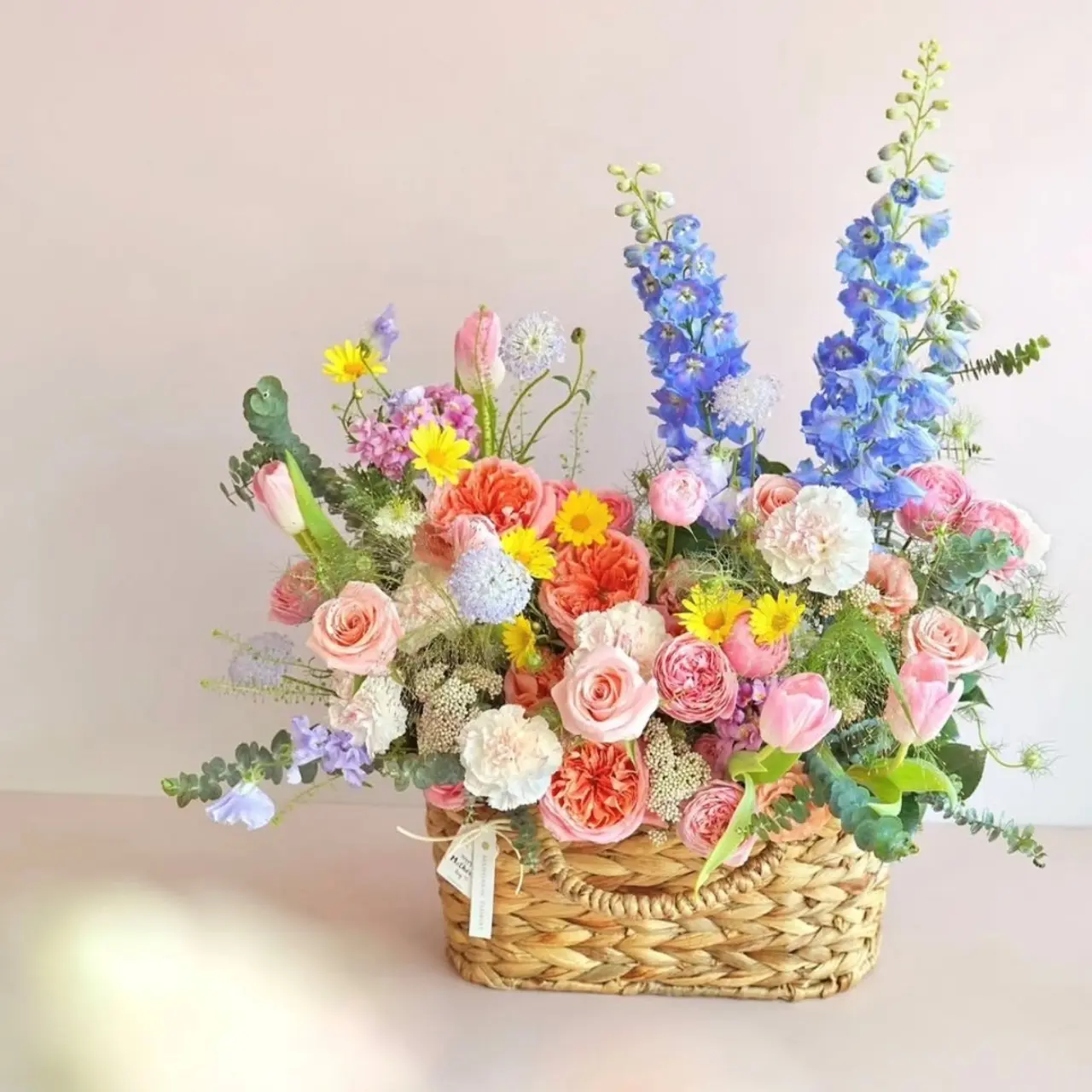 2026母親節送花清單！告別送膩的康乃馨，從絕美鮮花到不凋樂高花，照這份攻略送進媽媽心坎裡