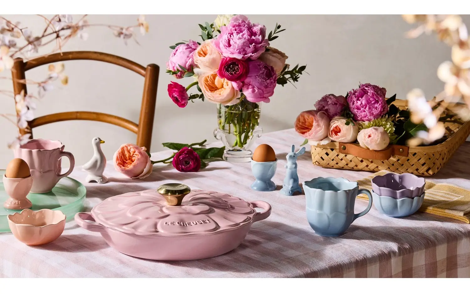 Le Creuset 花瓣系列《雛菊花瓣》新登場