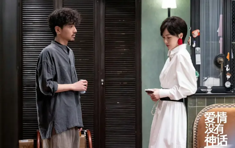 Netflix《愛情沒有神話》18句清醒台詞爆紅！「嫁給愛情就都幸福了嗎？」狠狠戳破成年人感情現實 